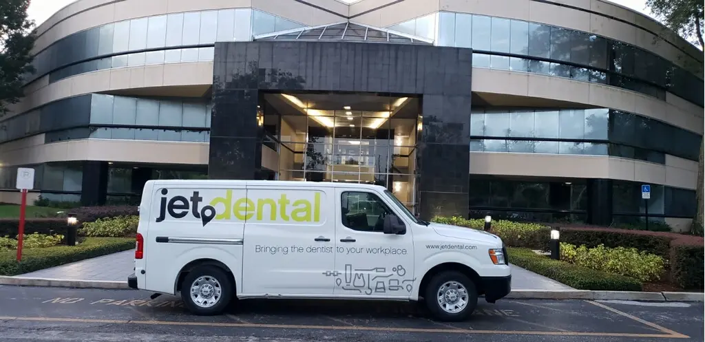 Mobile dentistry van